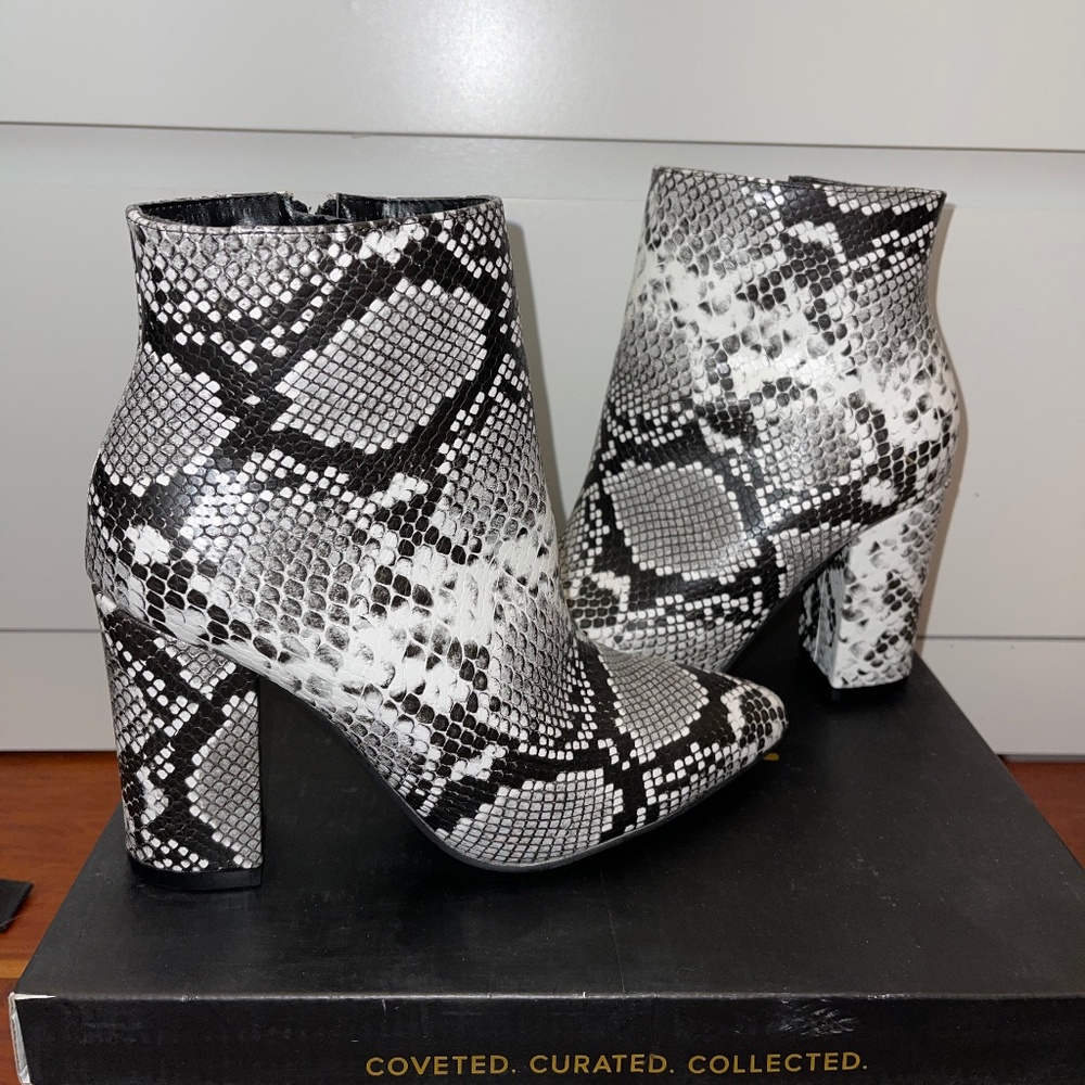 Lulus Booties - Picture 2 of 2